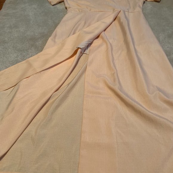Love Sadie Pale Peach Short Sleeve Wrap Bottom Look Dress Size XL - Picture 5 of 13